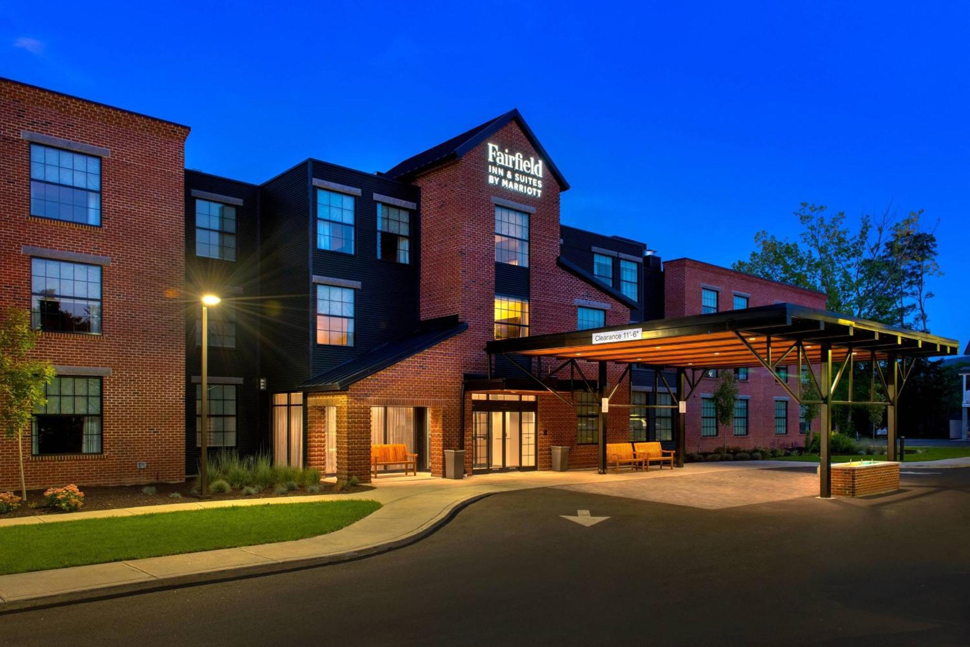 Fairfield Inn & Suites By Marriott Williamstown Exterior foto